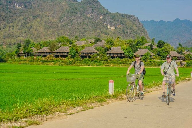 Ninh Binh bicicleta río